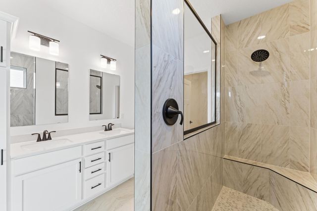 809 Longmeadow Lane, Waconia, MN 55387