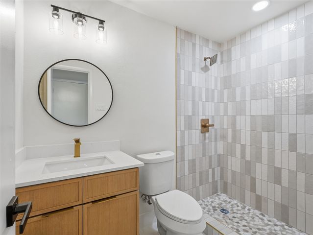 1729 R Avenue, Plano, TX 75074