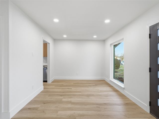 1729 R Avenue, Plano, TX 75074