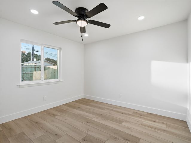 1729 R Avenue, Plano, TX 75074