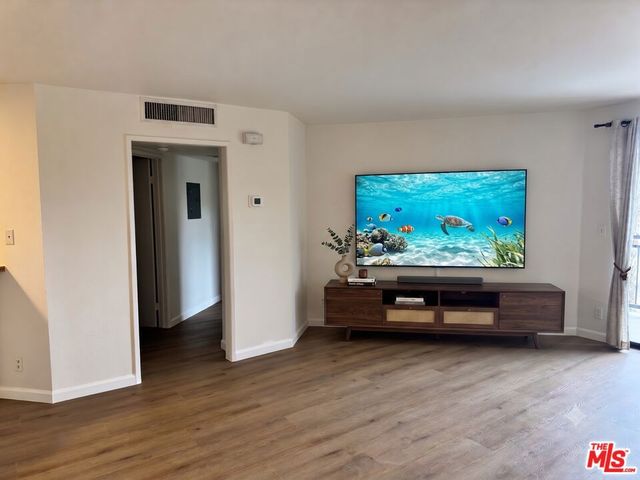4499 Via Marisol 334, Los Angeles, CA 90042