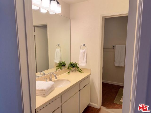 4499 Via Marisol 334, Los Angeles, CA 90042