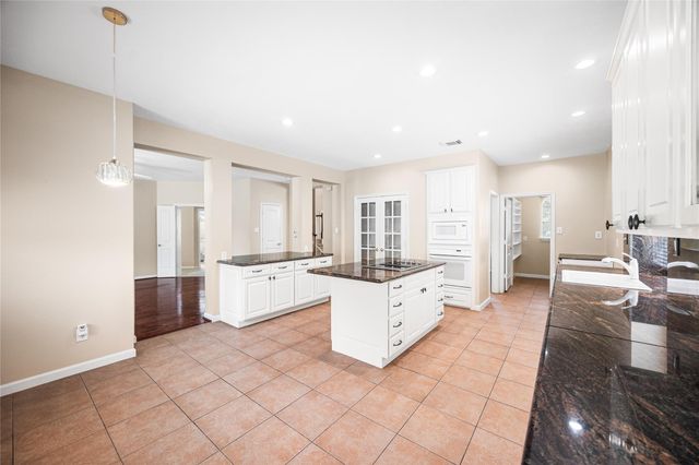 12506 Whispering Sands Court, Houston, TX 77041