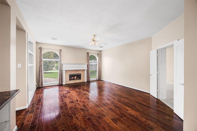 12506 Whispering Sands Court, Houston, TX 77041