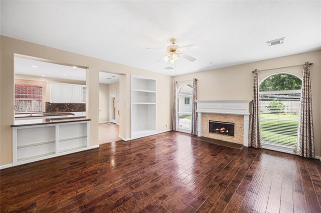 12506 Whispering Sands Court, Houston, TX 77041
