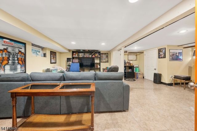 1272 Robinson Ter, Union Twp., NJ 07083