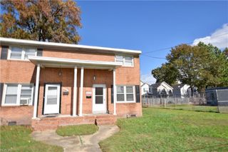 2625 Harvard DR, Chesapeake, VA 23324