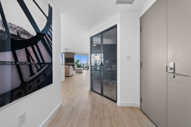 488 NE 18th St 715, Miami, FL 33132