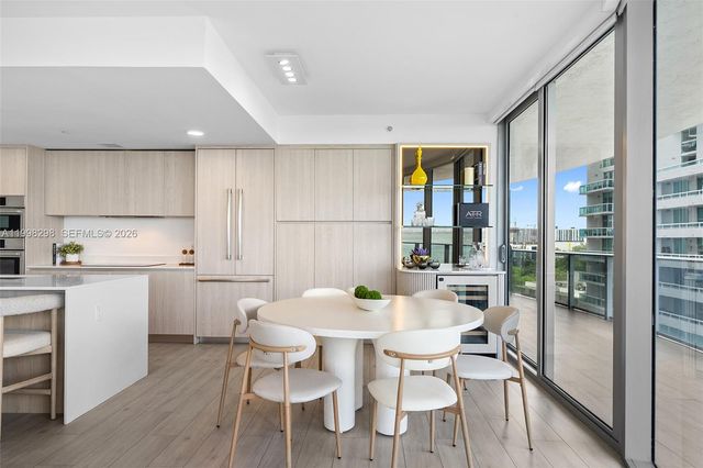 488 NE 18th St 715, Miami, FL 33132