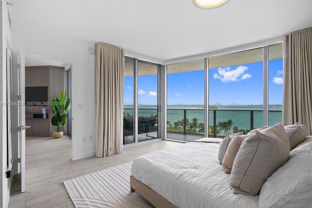 488 NE 18th St 715, Miami, FL 33132