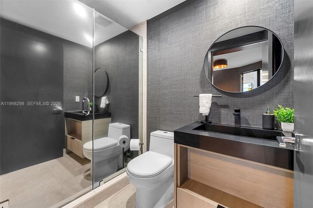 488 NE 18th St 715, Miami, FL 33132