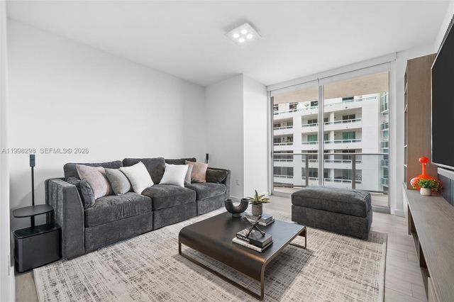 488 NE 18th St 715, Miami, FL 33132