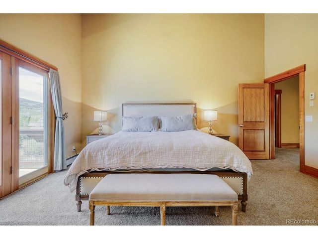 127 Hillside Dr, Silverthorne, CO 80498