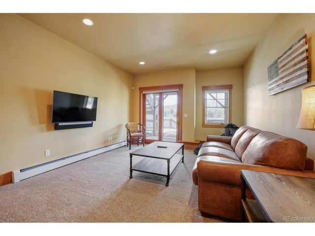 127 Hillside Dr, Silverthorne, CO 80498