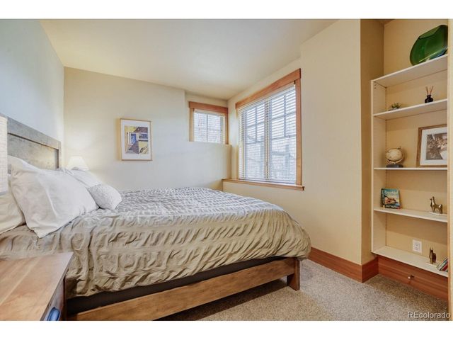 127 Hillside Dr, Silverthorne, CO 80498