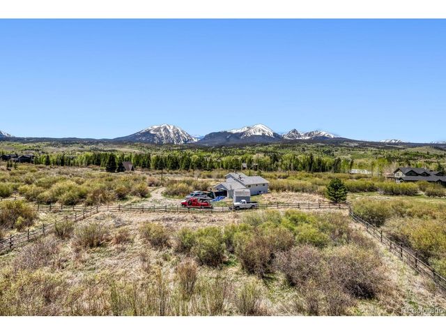 127 Hillside Dr, Silverthorne, CO 80498