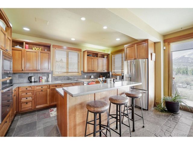 127 Hillside Dr, Silverthorne, CO 80498