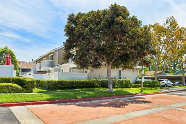 73 Bentwood Lane, Aliso Viejo, CA 92656