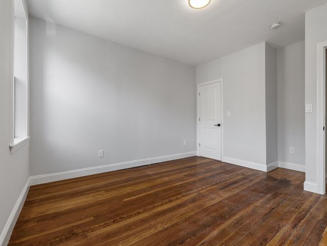 131 Cottage St 2, Boston, MA 02128