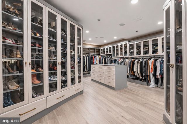 6413 GARNETT DR, Chevy Chase, MD 20815