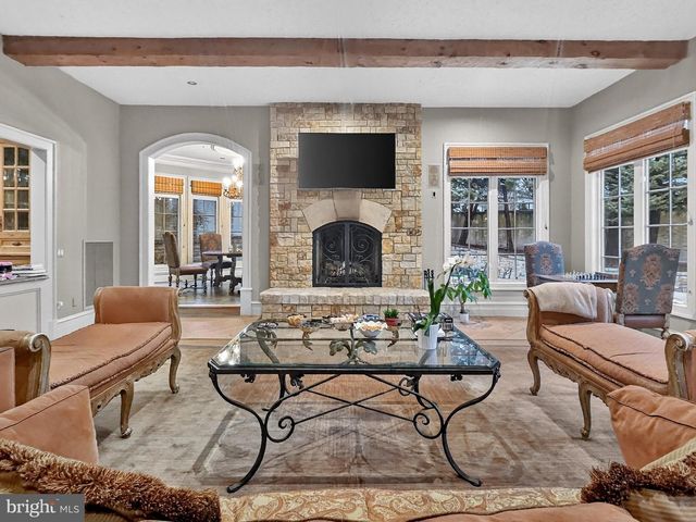 6413 GARNETT DR, Chevy Chase, MD 20815