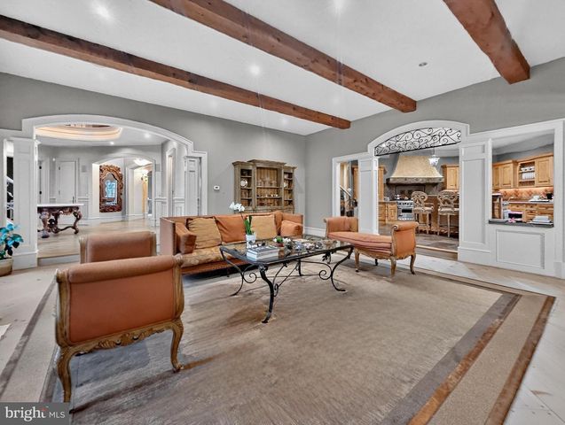 6413 GARNETT DR, Chevy Chase, MD 20815