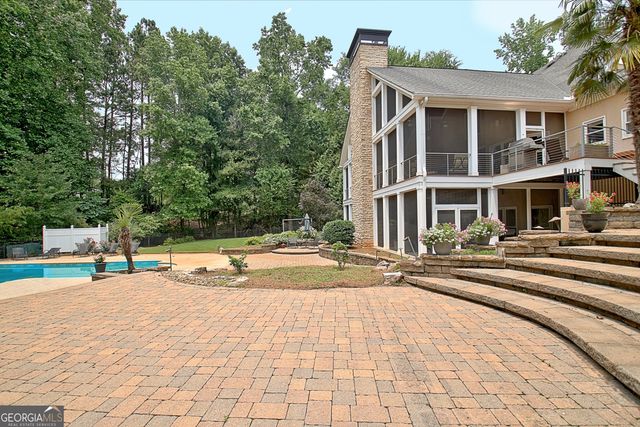 104 Hidden Springs Lane, Peachtree City, GA 30269