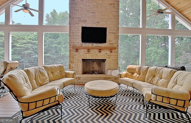 104 Hidden Springs Lane, Peachtree City, GA 30269