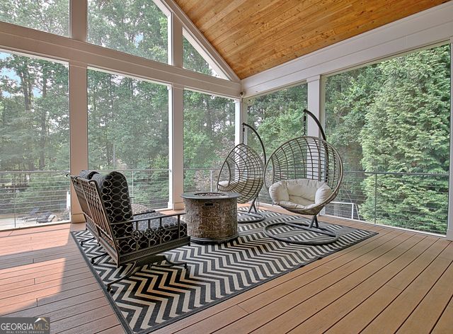 104 Hidden Springs Lane, Peachtree City, GA 30269