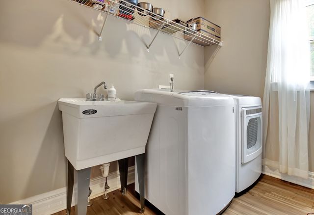 104 Hidden Springs Lane, Peachtree City, GA 30269