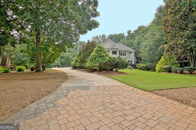 104 Hidden Springs Lane, Peachtree City, GA 30269