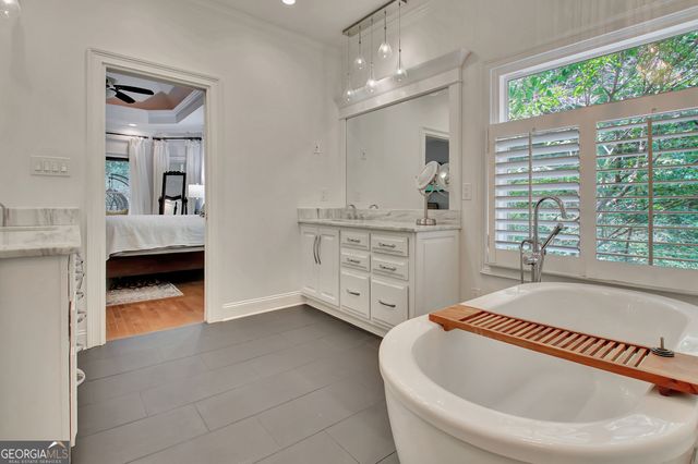 104 Hidden Springs Lane, Peachtree City, GA 30269