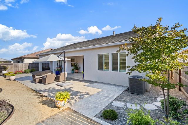 8356 Evans Tree Dr, Roseville, CA 95747