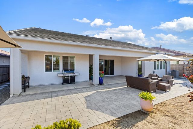 8356 Evans Tree Dr, Roseville, CA 95747