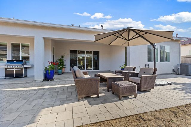 8356 Evans Tree Dr, Roseville, CA 95747