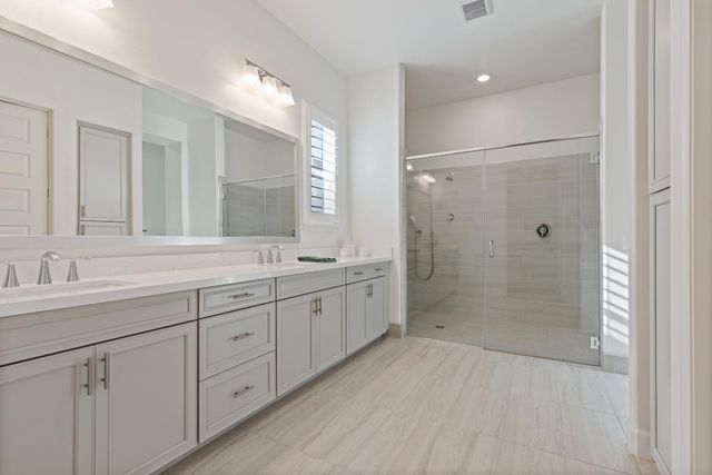 8356 Evans Tree Dr, Roseville, CA 95747