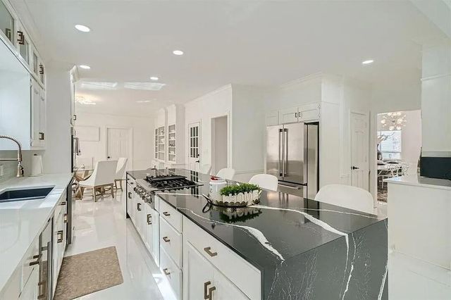425-A Ferry Landing, Atlanta, GA 30328