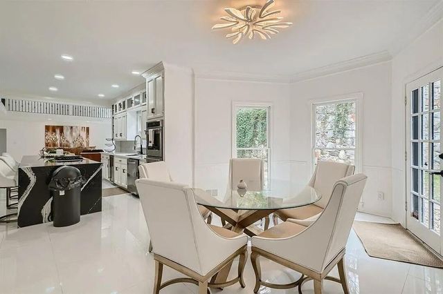 425-A Ferry Landing, Atlanta, GA 30328