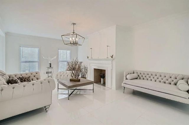 425-A Ferry Landing, Atlanta, GA 30328