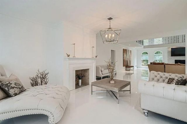 425-A Ferry Landing, Atlanta, GA 30328