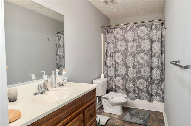 2341 Glebe Court, Hampton, GA 30228