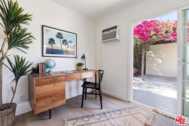 8597 Higuera Street, Culver City, CA 90232