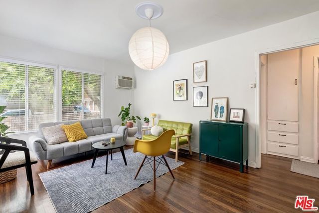 8597 Higuera Street, Culver City, CA 90232