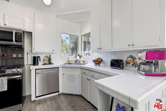8597 Higuera Street, Culver City, CA 90232