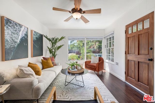 8597 Higuera Street, Culver City, CA 90232