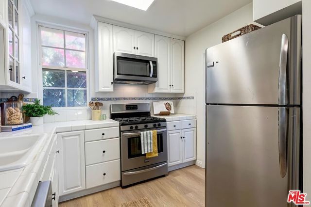 8597 Higuera Street, Culver City, CA 90232
