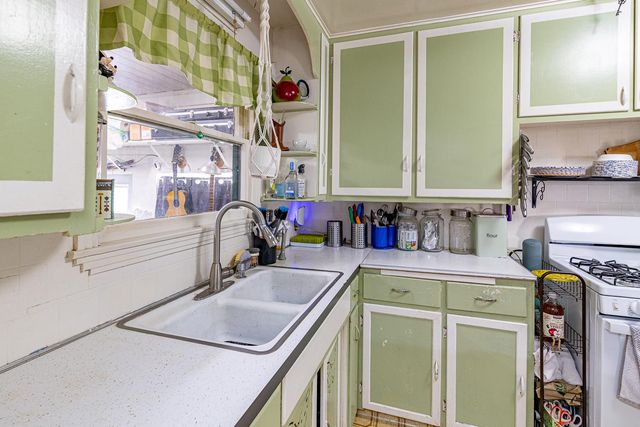 4041 N Sperry Rd, Denair, CA 95316