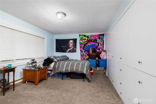 301 Sunset Drive, Hoquiam, WA 98550