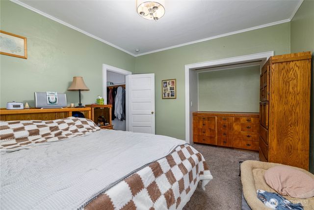 301 Sunset Drive, Hoquiam, WA 98550