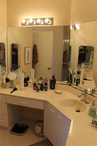 4400 NW 30th Street 326, Coconut Creek, FL 33066